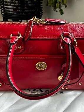 NWOT Coach Rhyder 24